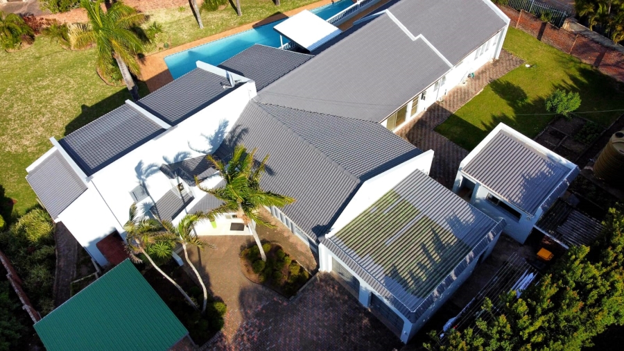 5 Bedroom Property for Sale in Beacon Bay Eastern Cape